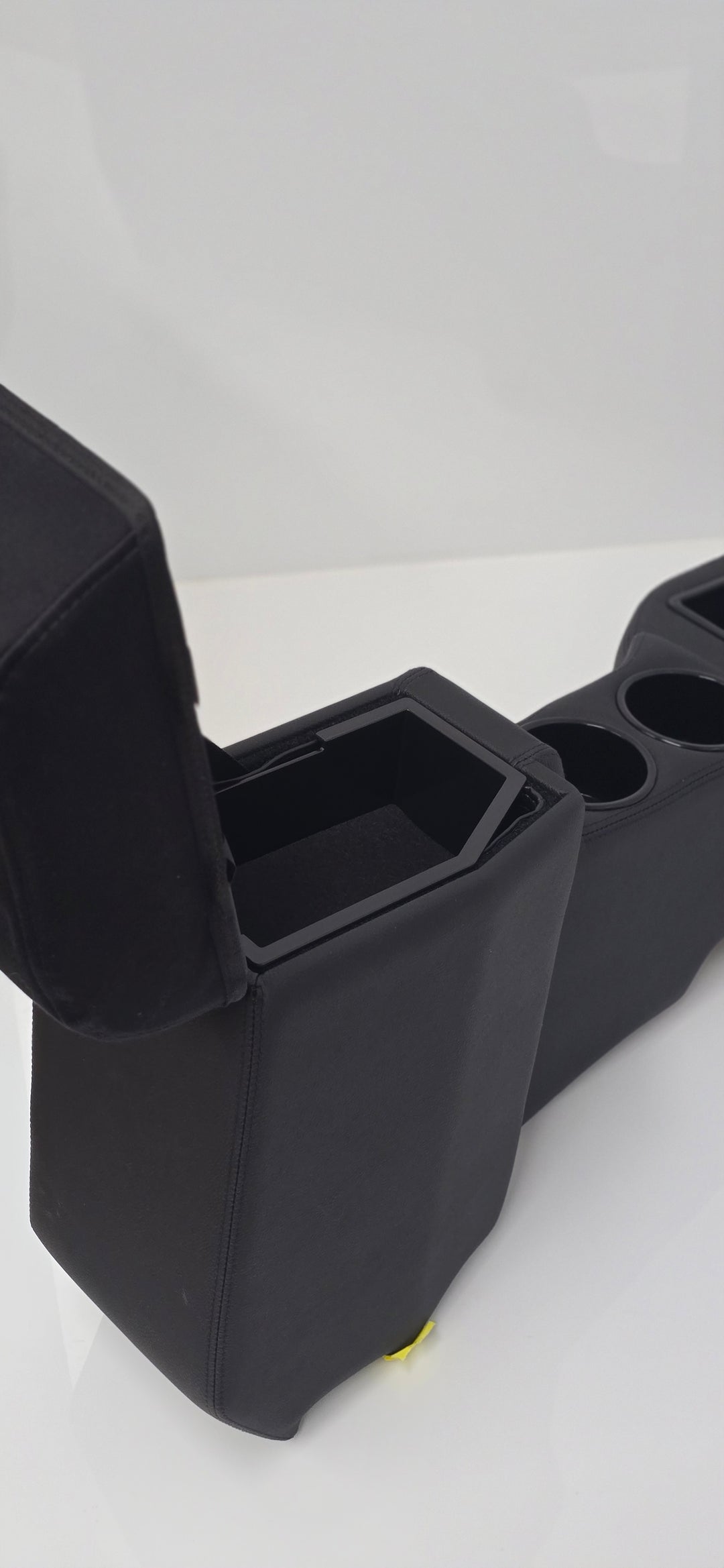 EXDIS#37 – Full Length Floor Console - 79 Series Dual Cab or 76 Series Wagon