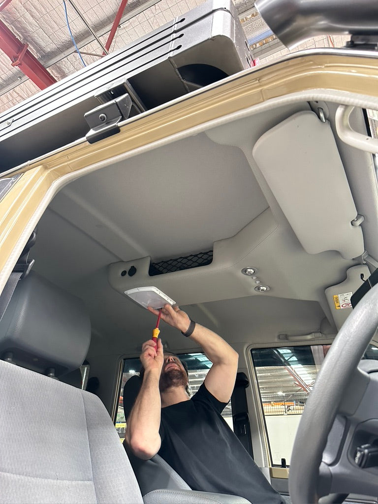 T-Shape Roof Console