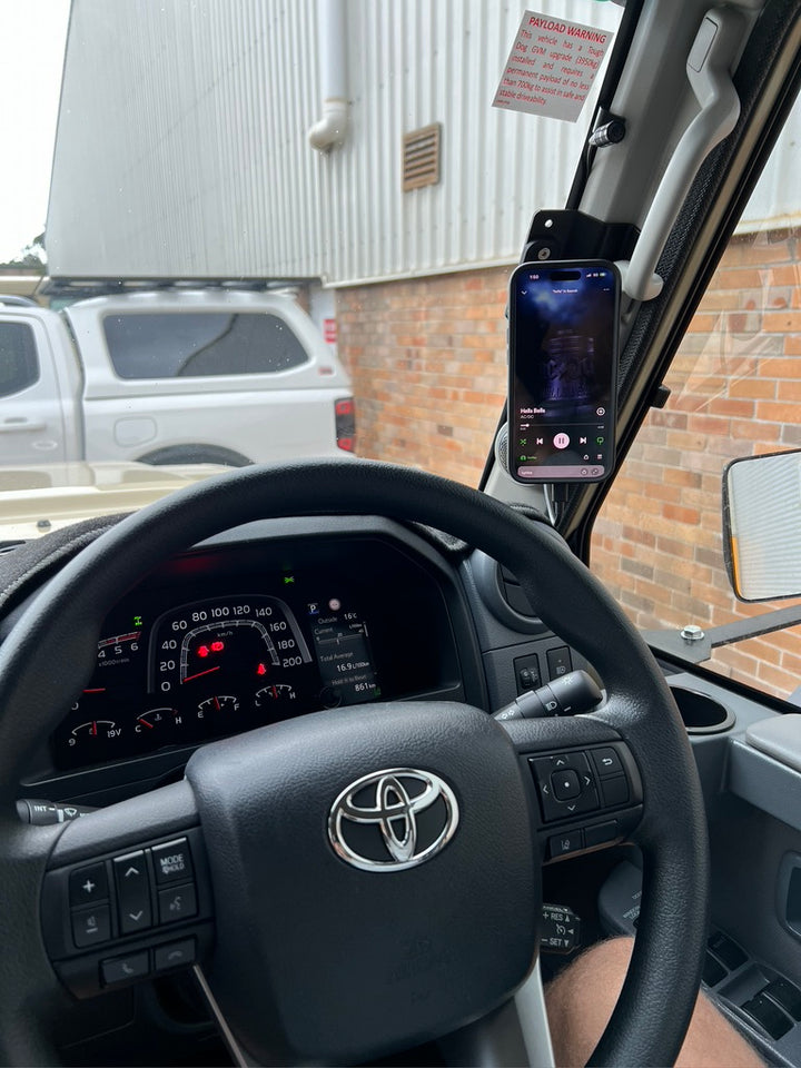 Pillar Bracket to suit Quad Lock