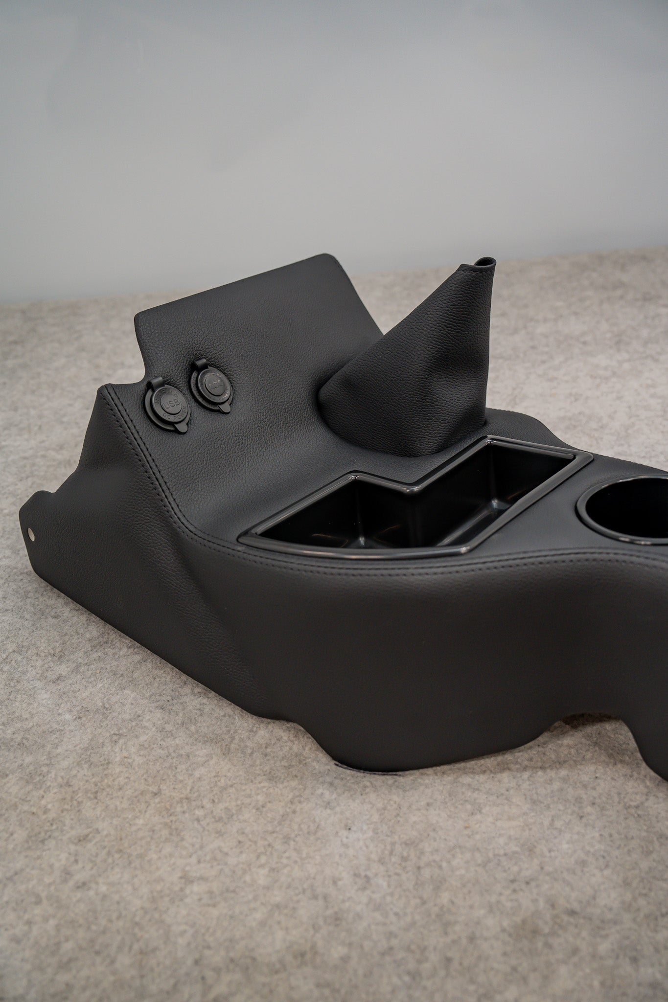 Original Floor Console - Charging Sockets | Steel Dash