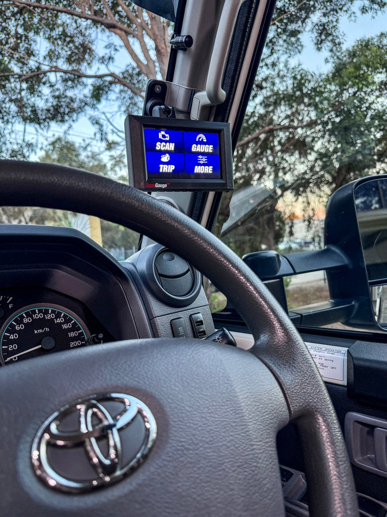 Pillar Bracket to suit Quad Lock