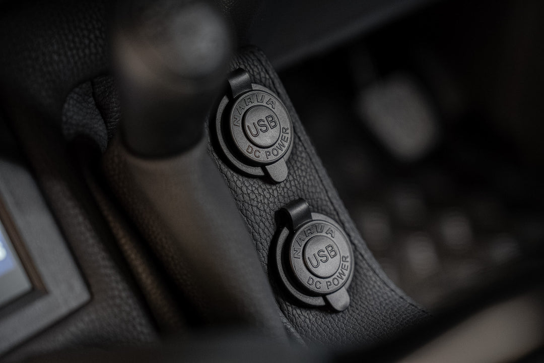 Premium Full Length Floor Console with Charging Sockets & Scan Gauge III