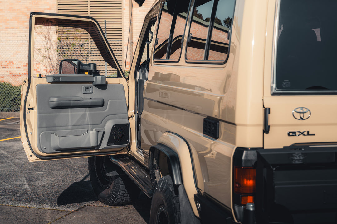 Front 3D Door Trims with Premium Speaker Door Pods